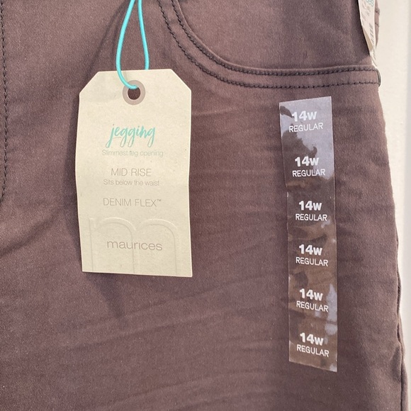 MAURICES gray jegging jeans - Picture 4 of 5